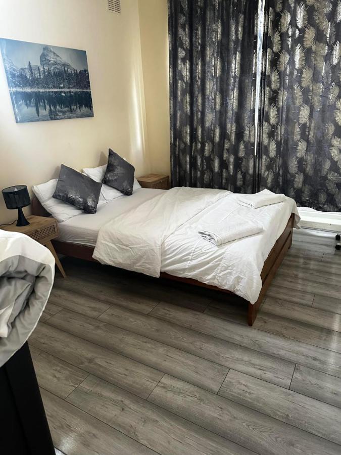 Bloomsbury Apartments - Edgware London Luaran gambar