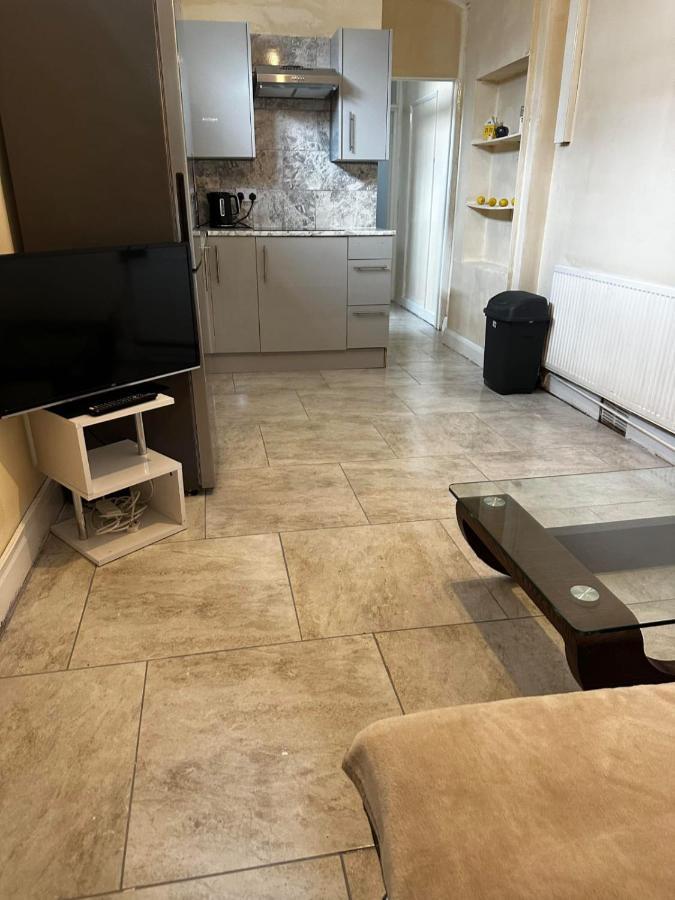 Bloomsbury Apartments - Edgware London Luaran gambar